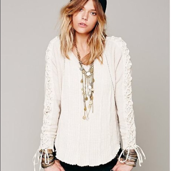 Free People Sweaters - rare ✨ fp new romantics crosstown pullover